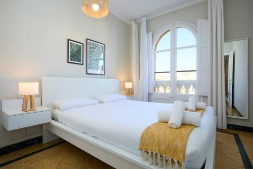 63par1016 Large and bright apartment in Paralel