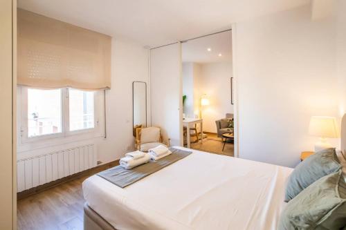 61IND1124- Beautiful apartment near sagrada famili