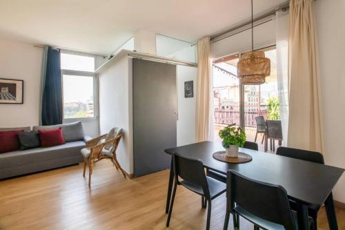 7CROM1130 - 2BD Eixample with a big terrace
