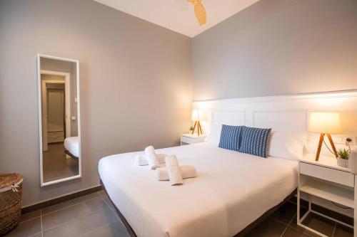33MAL1082- Big 3br apartment near Sagrada Familia