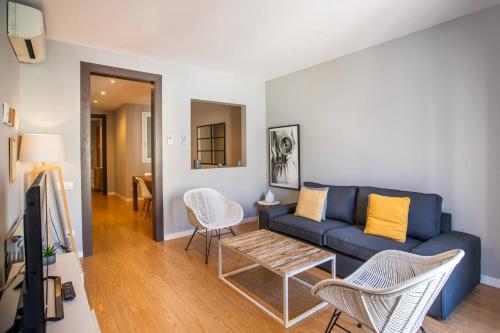 24mal1073-Marvellous 2BR flat near Sagrada Familia