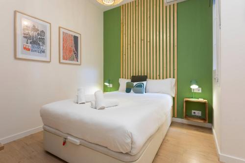 63mal1030 Spectacular apartment in Sagrada Familia