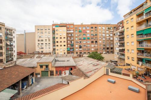 21mal1089-Magnific apartment near Sagrada familia