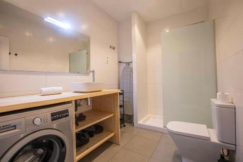 21mal1089-Magnific apartment near Sagrada familia