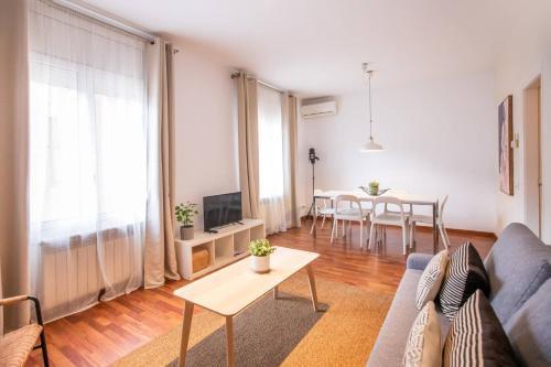 11IND1116 - Apartment near Sagrada familia