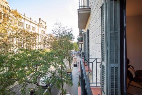 12CRC1038 - Refurbished Big Cozy Apartment