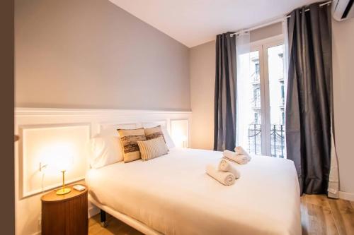 P3MAL1076- Beautiful 2BR 2BH newly refurbished