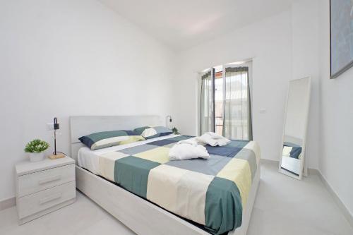 Attico di Design · Vista San Pietro · 3 Camere