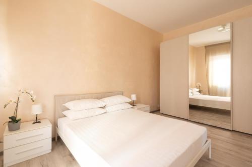Vatican District · Metro at the Door · Modern Flat