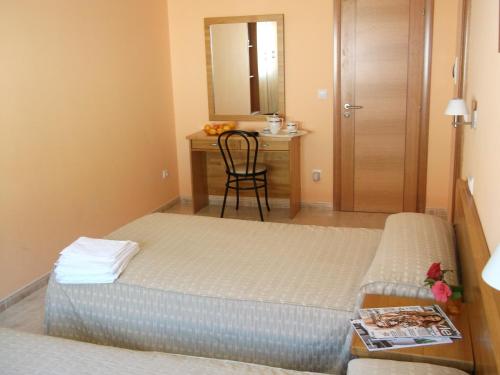 Katil atau katil-katil dalam bilik di Hostal Pereiriña