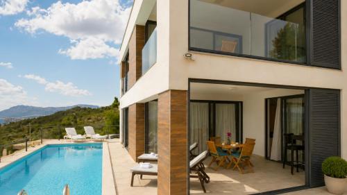 Villa Royal Pearl by Villas Guide