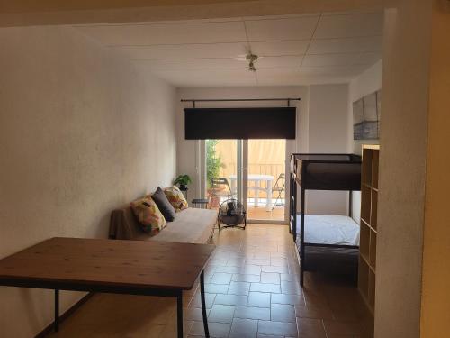 Apartamento Victoria, 300 m de la playa y de parking publico en la playa,100 m centro