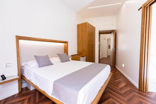 Silla rooms