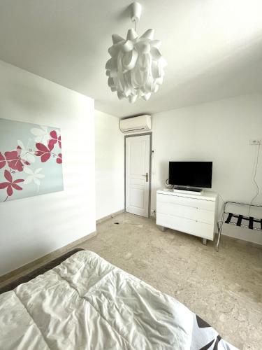 Residence avec piscine, t4 pour 6 N113