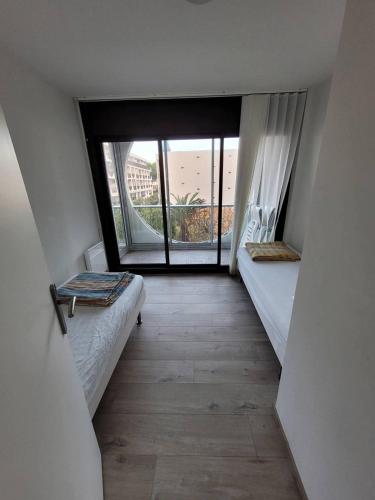 Quartier du port, t4 pour 8 personnes N12