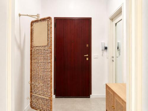 Navigli-Metro-Moda & Design District AC & Self Check-In
