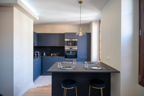 Cozy 2-room apartment next to the port