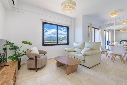 Marbella Beachfront Sea Views Twin Beds