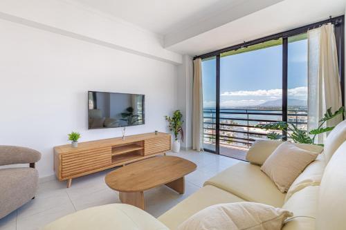 Marbella Beachfront with La Concha Views