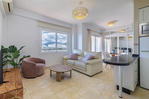 Marbella Beachfront Studio with Twin Beds