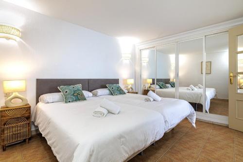 Marbella South Facing Beachfront Apartment
