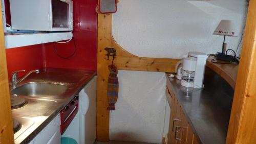 Résidence Bequi-rouge - Appartement 2 pièces 5 personnes, proche des pistes, au cœur de la station d’Arc 1800 dans le village des Villards MAE-1764