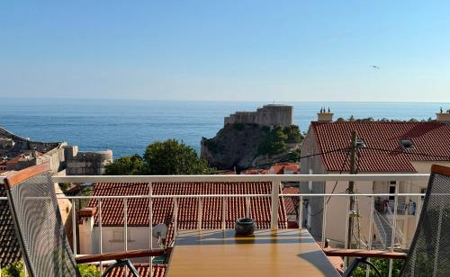 Vista Ragusa-magnificent view, perfect location