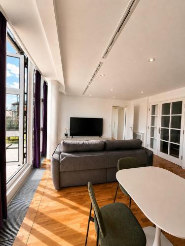 Vienna Opera Residence - Private Terrace