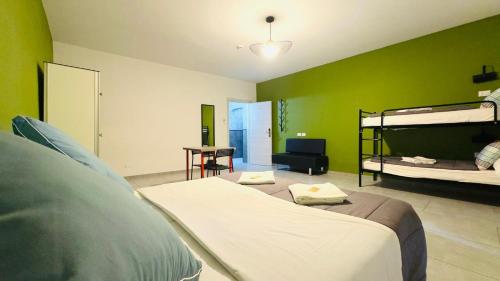 Jupiter Guesthouse