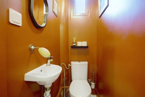 GuestReady - Bright Apt near Georges Brassens Park