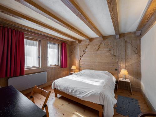 Chalet traditionnel près des pistes, animaux admis, parking
