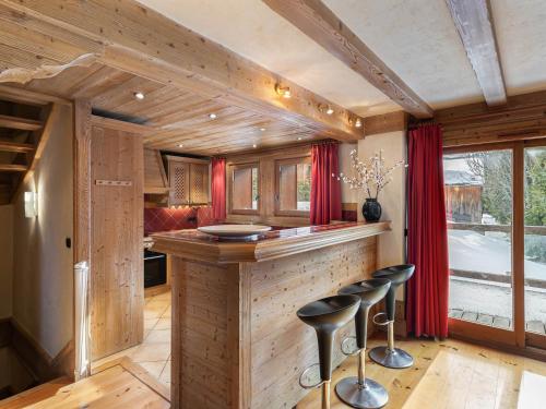 Chalet traditionnel près des pistes, animaux admis, parking