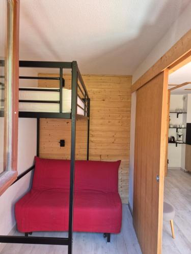 HB 1613 - Beau T2, 5pers, ski aux pieds