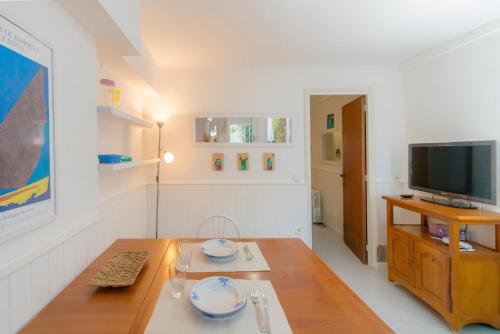 WELCS APARTAMENTO 495 EMP con patio