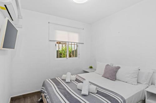 Apartamento Tindaya Playa a 5 min con Piscina y patio privado