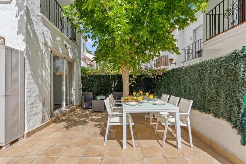 Apartamento Tindaya Playa a 5 min con Piscina y patio privado