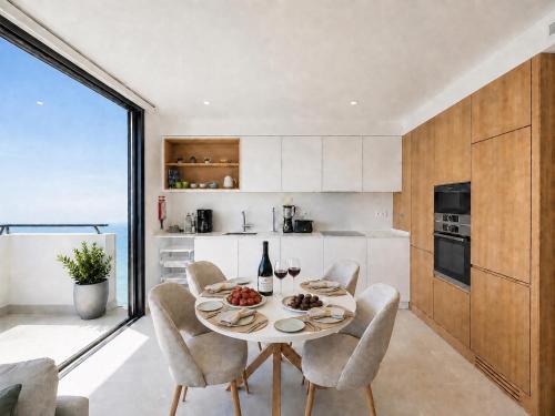 Sea View Apartment