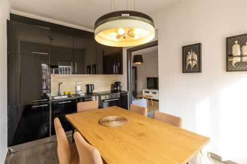 64IND1131 - Apartment with balcony