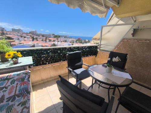 beautiful apartment near the beach and pool