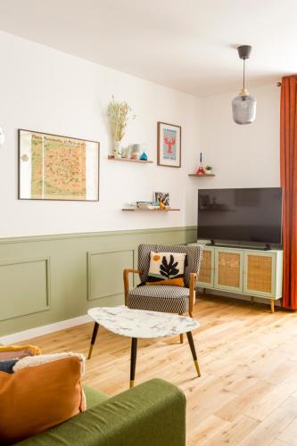 Relais Cocorico "Poule" 1 Bedroom with AC Eiffel Tower district