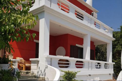Villa Aspalathus Red, Pool and Panoramic Views to fulfil your Aegean memories