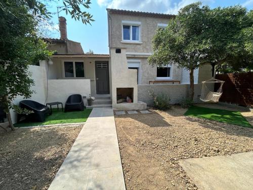 3-Bedroom House with Garden Near the Cité de Carcassonne