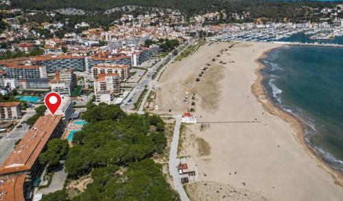 ESTARTIT BEACH Apartamento con piscina junto al mar