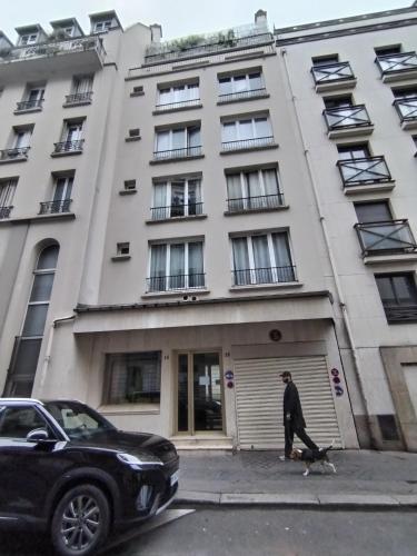 Paris Passy Home