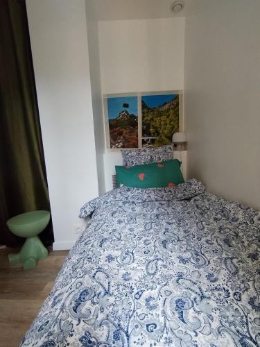 Paris Passy Home