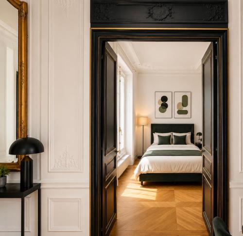 Plaza Champs-Élysée - Arc de Triomphe