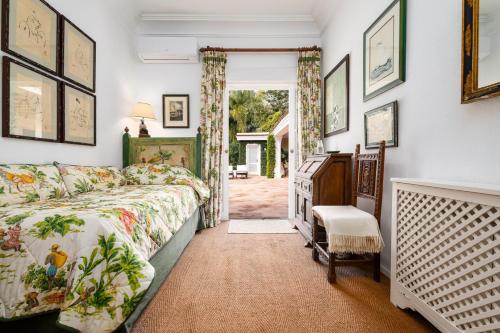 Almendral Villa Exclusive Marbella Hill Club Estate by Domvia