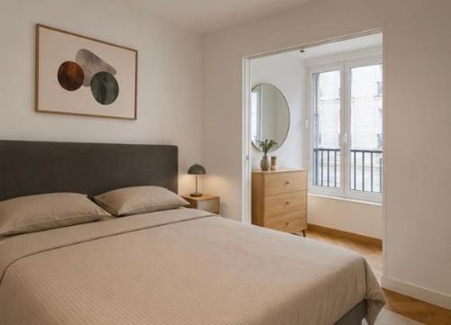 Champs Elysees - New Modern Air Conditioned Studio