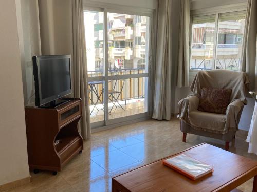APARTAMENTO CON PISCINA en el centro
