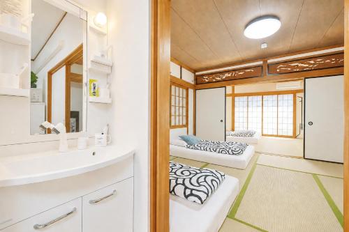 Nippori Osaka Nishi-Tengachaya Guesthouse西天下茶屋アパートメント